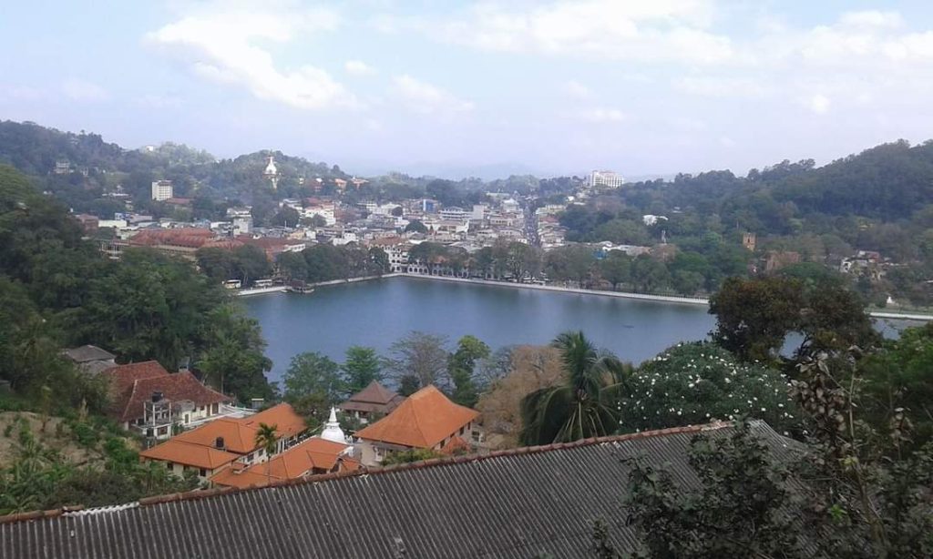 Sri lanka s českým průvodcem - Kandy